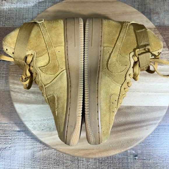 Nike Air Force Shoes Youth Kids 6Y Fits Women 7.5-8 Suede Tan 1 High LV8 Lace Up - Picture 6 of 12